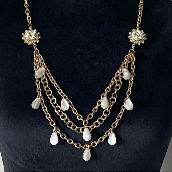 Layered Statement Necklace - Picture 2 of 3